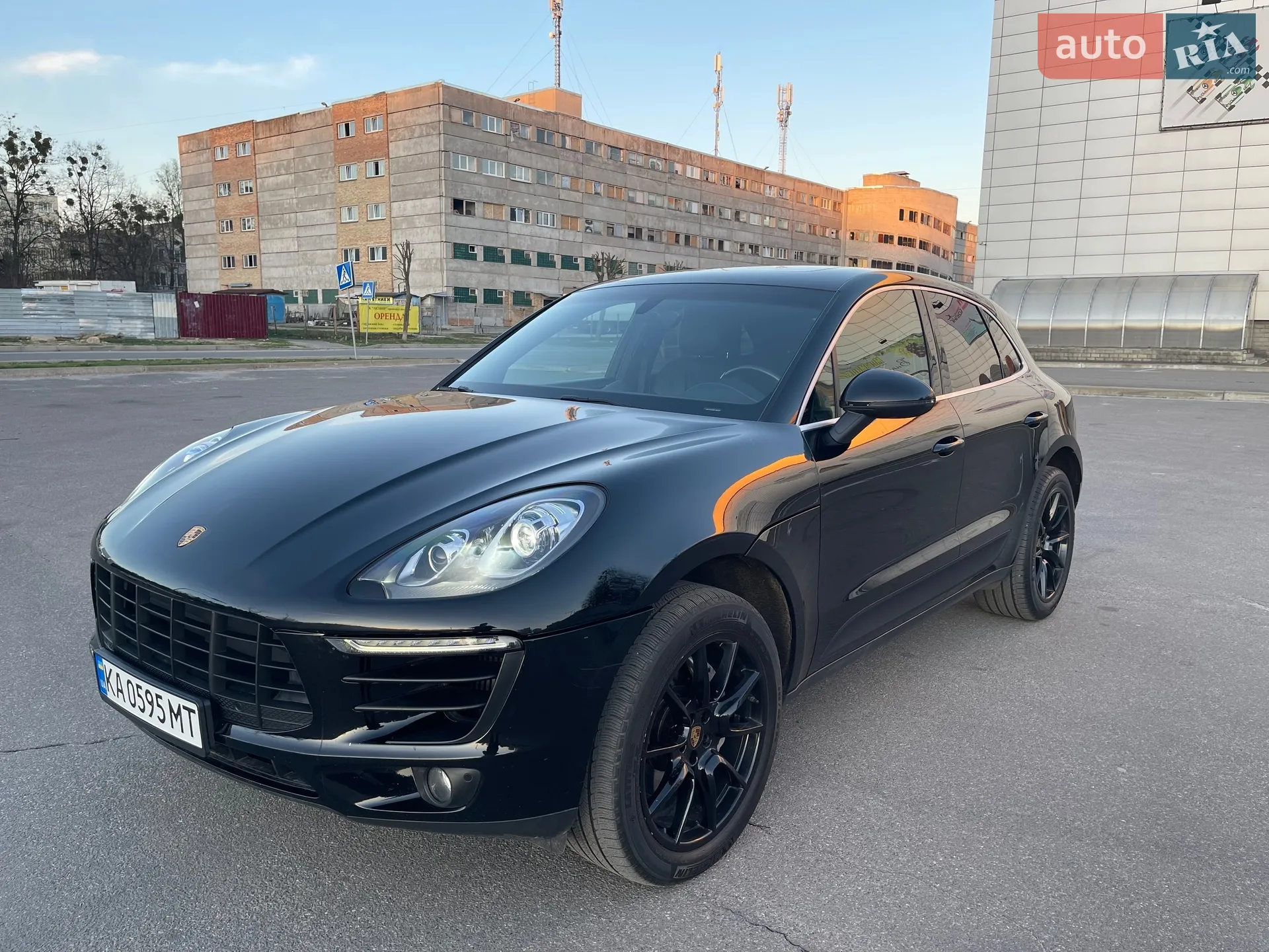 2014 Porsche Macan - мініатюра 2