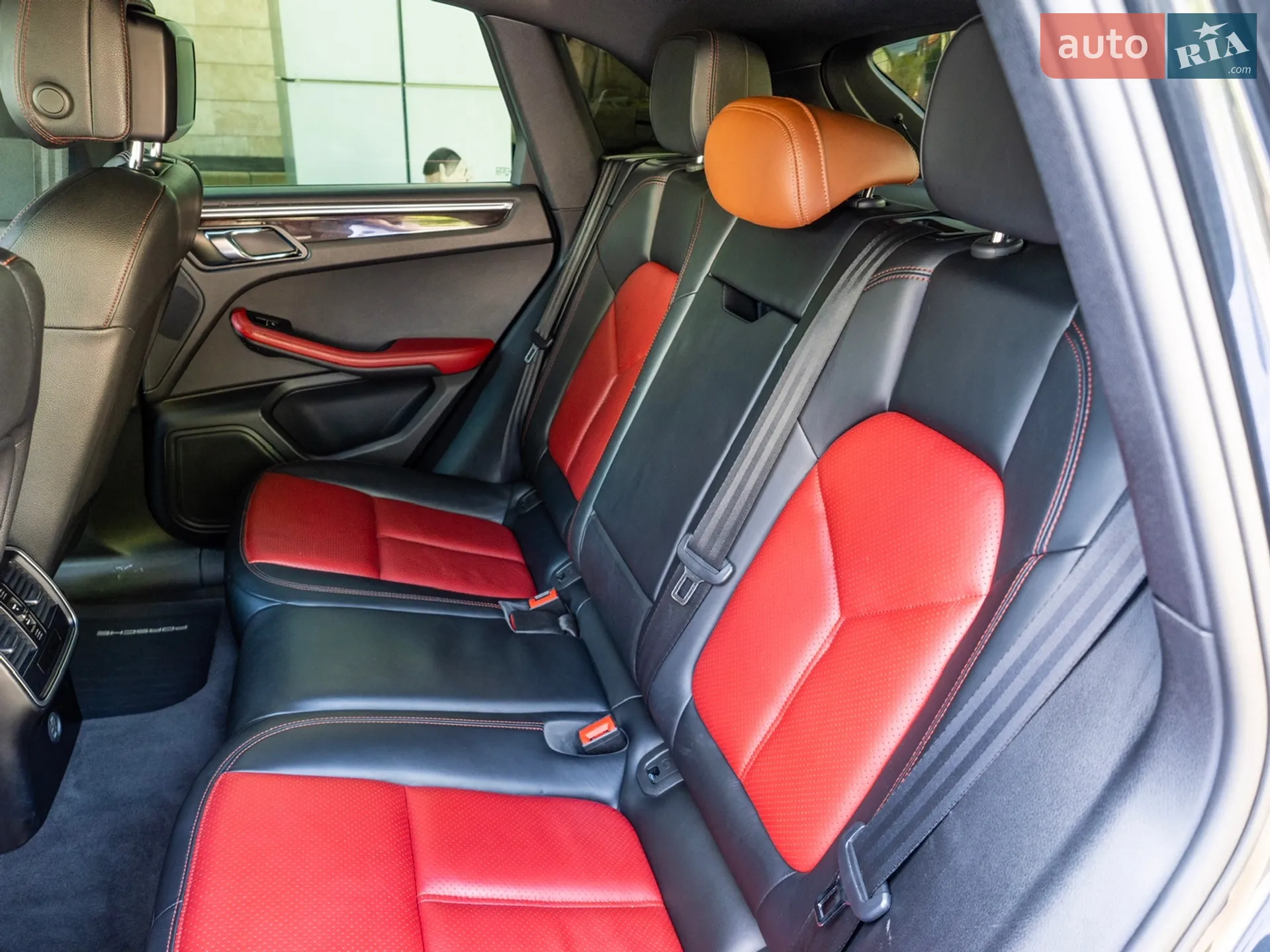 2016 Porsche Macan - мініатюра 20