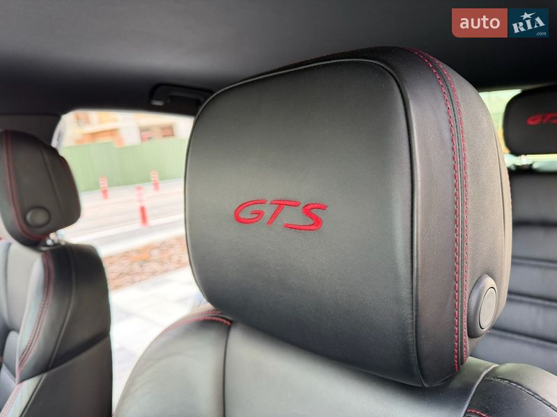 Позашляховик / Кросовер Porsche Macan 2016 в Києві фото 35 Позашляховик / Кросовер Porsche Macan 2016 в Києві