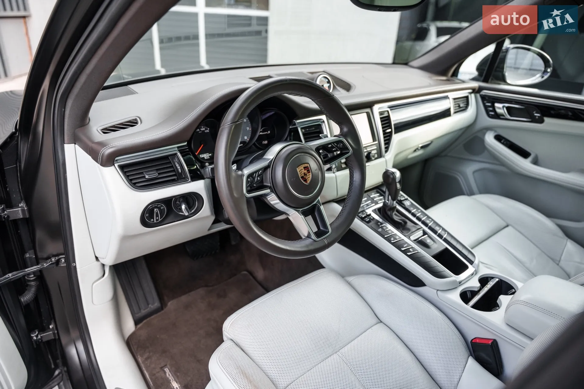 2015 Porsche Macan - мініатюра 23
