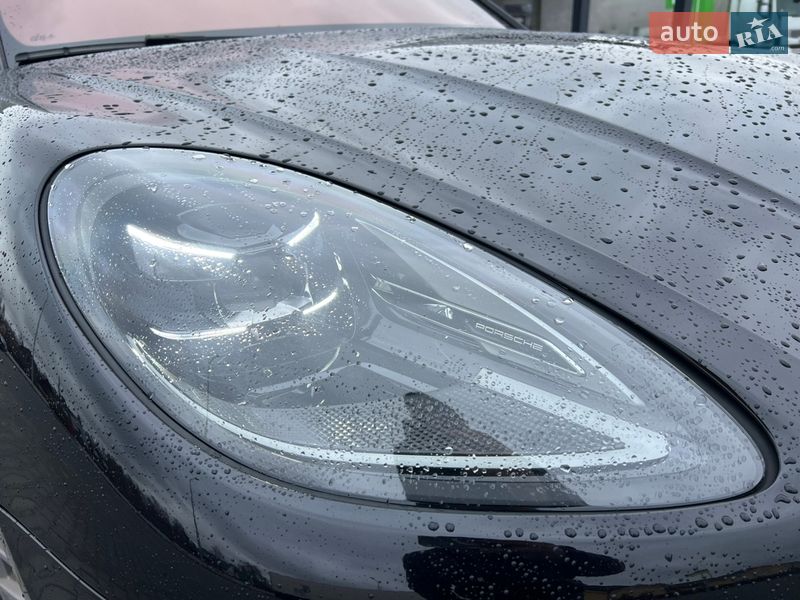 Позашляховик / Кросовер Porsche Macan 2022 в Києві