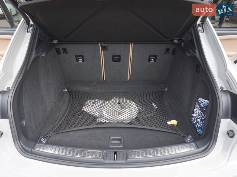 Позашляховик / Кросовер Porsche Macan 2022 в Одесі фото 44 Позашляховик / Кросовер Porsche Macan 2022 в Одесі