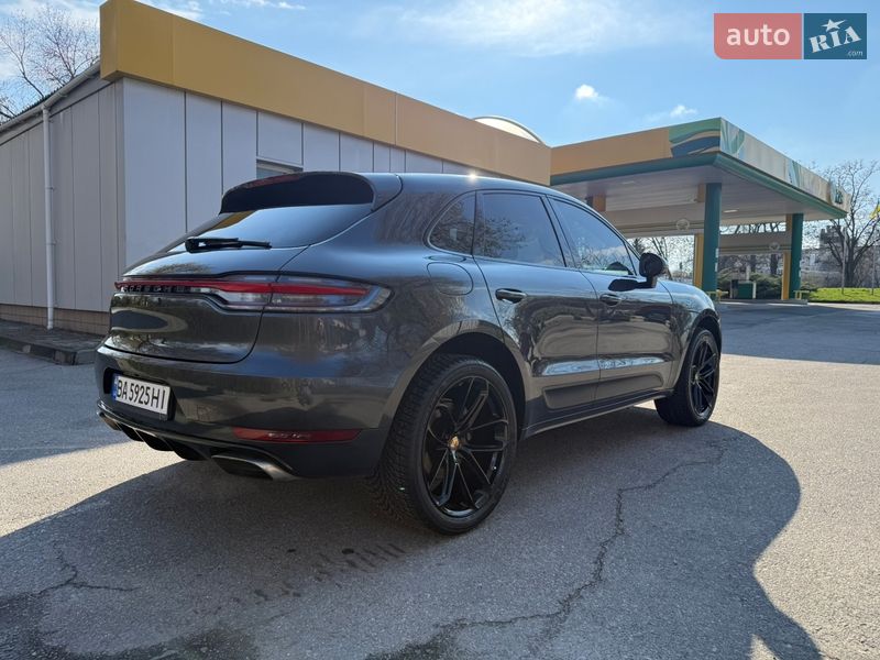 Внедорожник / Кроссовер Porsche Macan 2016 в Кропивницком