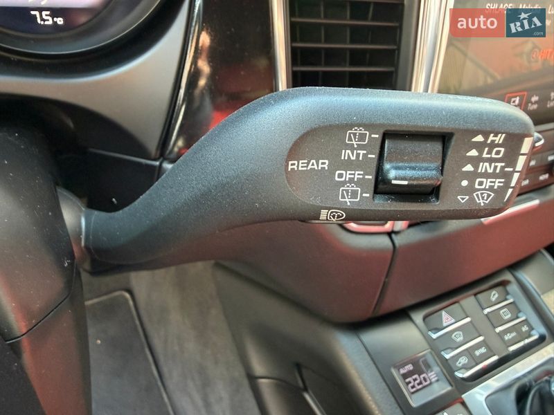 Внедорожник / Кроссовер Porsche Macan 2016 в Кропивницком