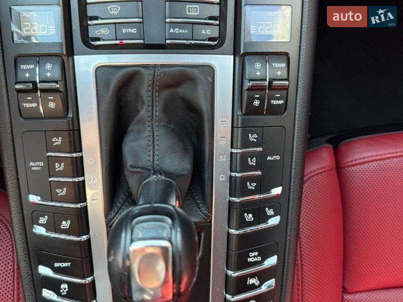 Внедорожник / Кроссовер Porsche Macan 2016 в Кропивницком