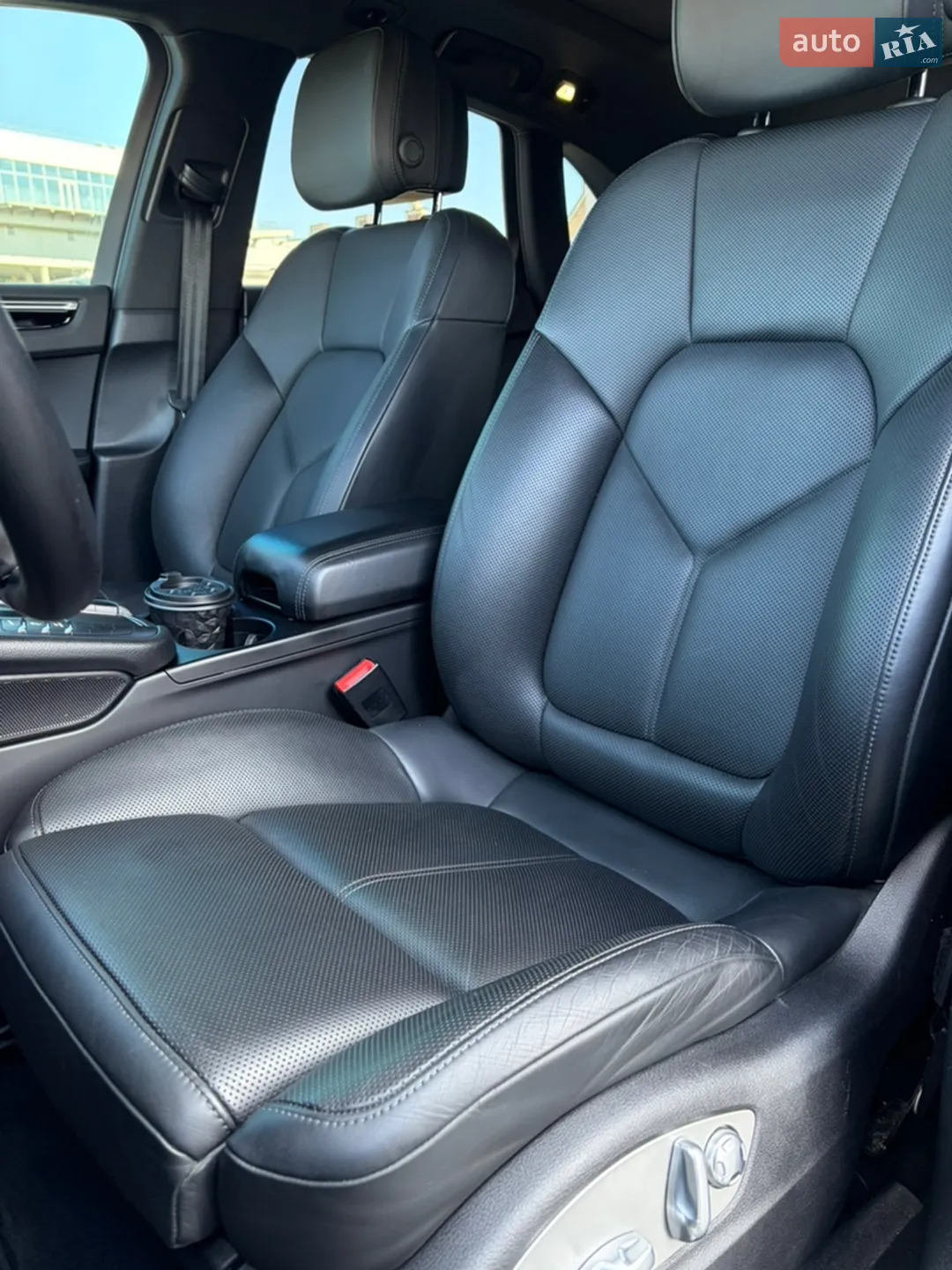 2019 Porsche Macan - мініатюра 12
