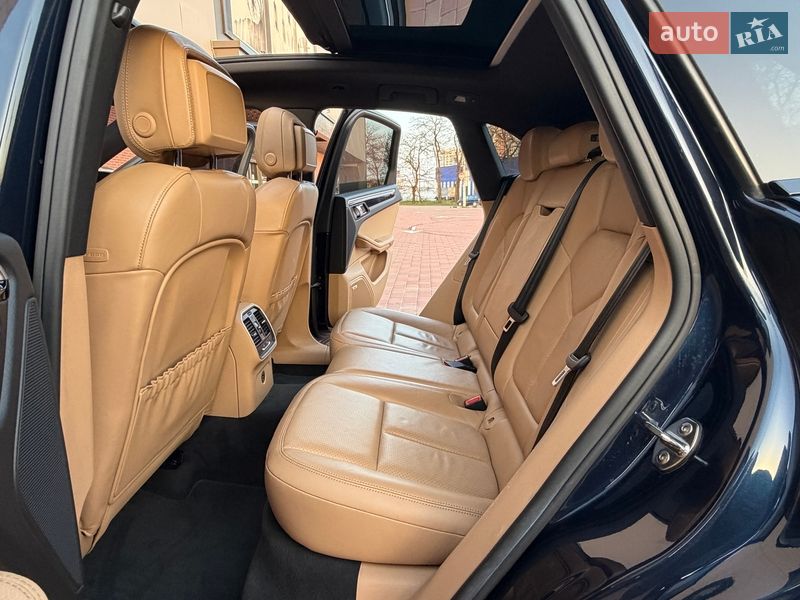 Внедорожник / Кроссовер Porsche Macan 2018 в Одессе