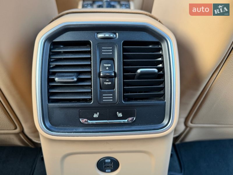 Внедорожник / Кроссовер Porsche Macan 2018 в Одессе