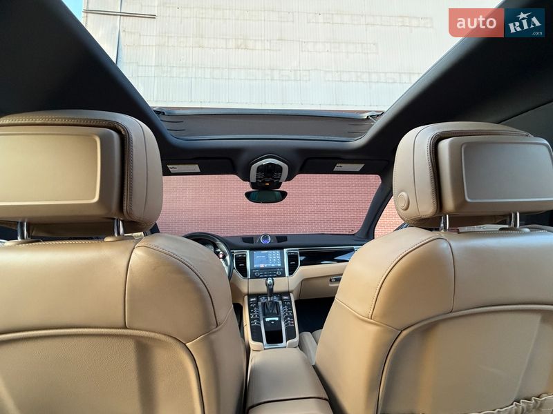 Внедорожник / Кроссовер Porsche Macan 2018 в Одессе