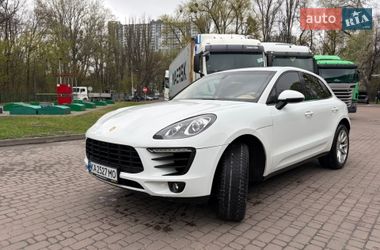 Внедорожник / Кроссовер Porsche Macan 2016 в Киеве