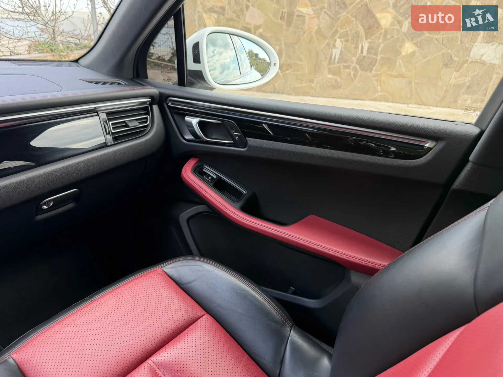 2019 Porsche Macan - мініатюра 39