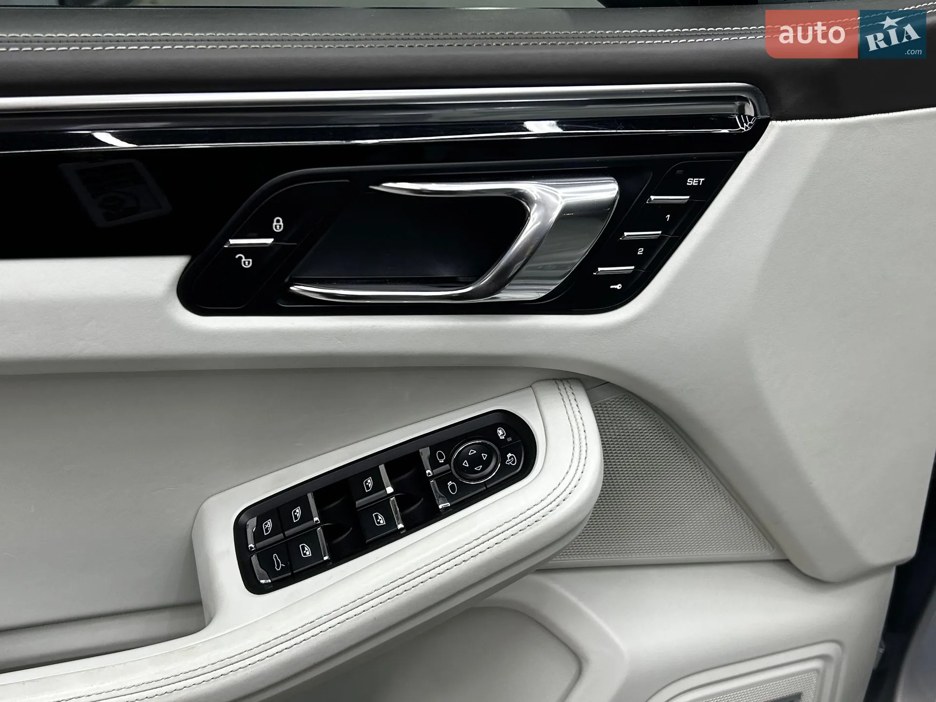 2015 Porsche Macan - мініатюра 22