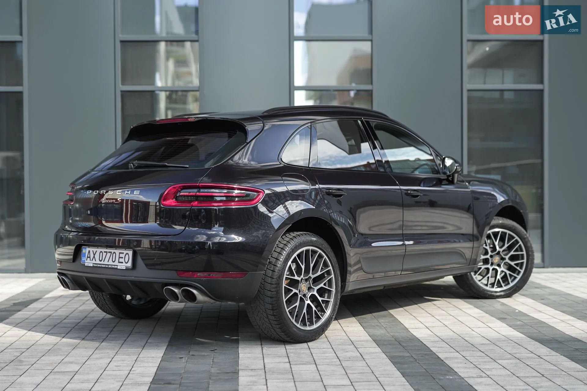 2015 Porsche Macan - мініатюра 2