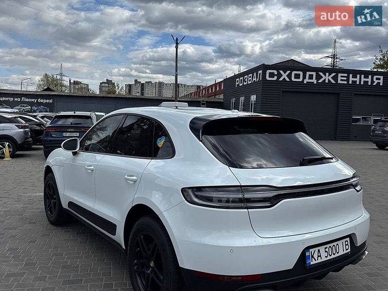 Внедорожник / Кроссовер Porsche Macan 2018 в Киеве