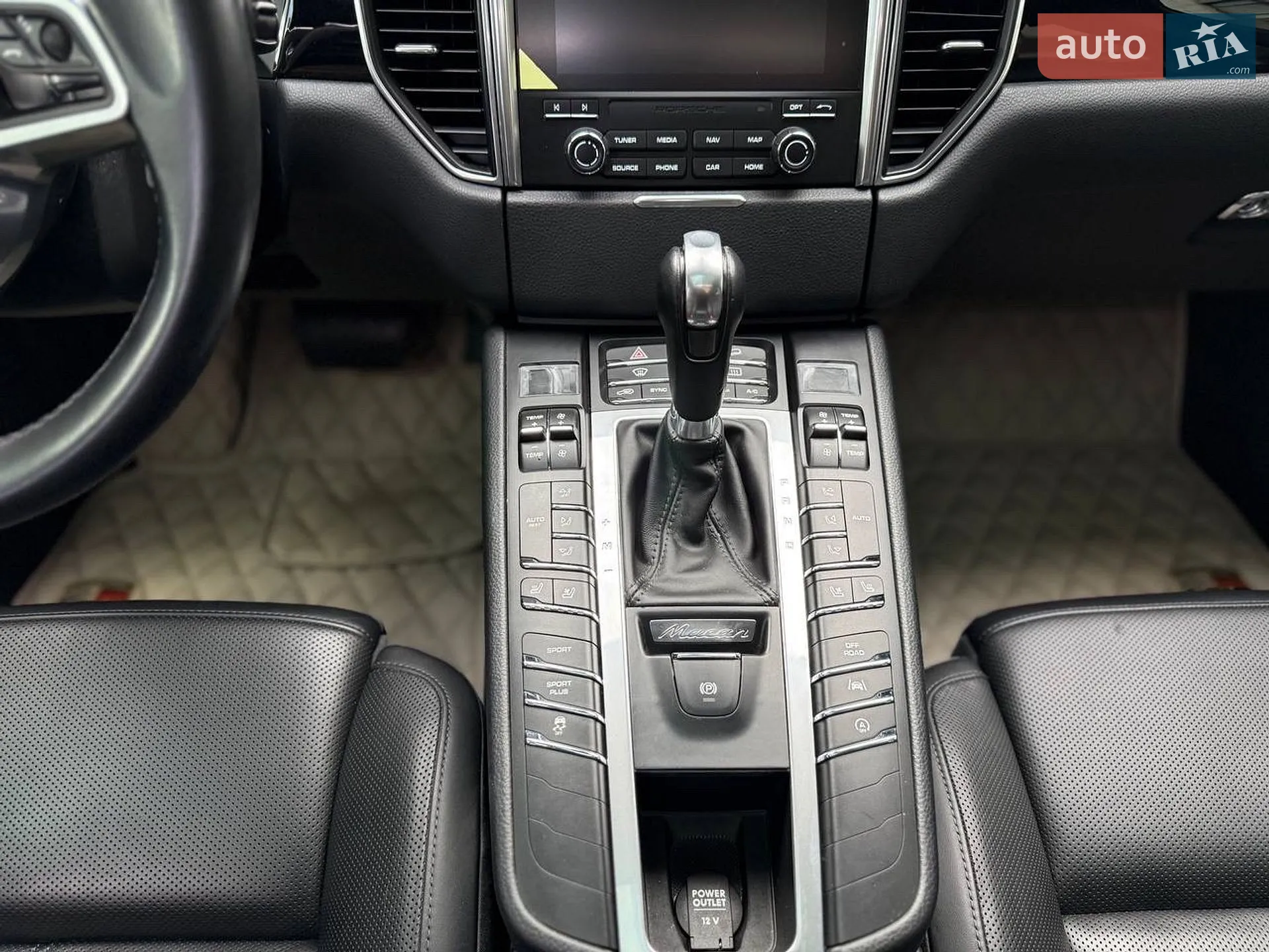 2018 Porsche Macan - мініатюра 17