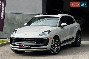Porsche Macan 2022