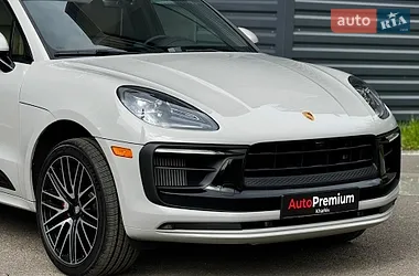 Porsche Macan 2022
