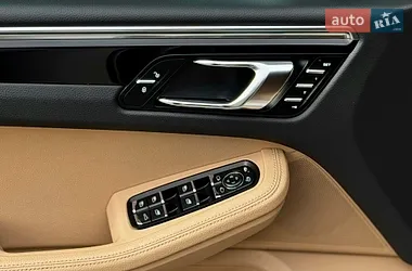 Porsche Macan 2022