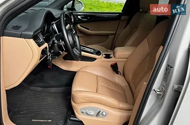Porsche Macan 2022