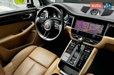 Porsche Macan 2022