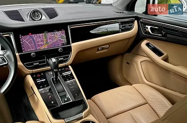 Porsche Macan 2022