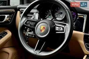 Porsche Macan 2022