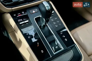 Porsche Macan 2022