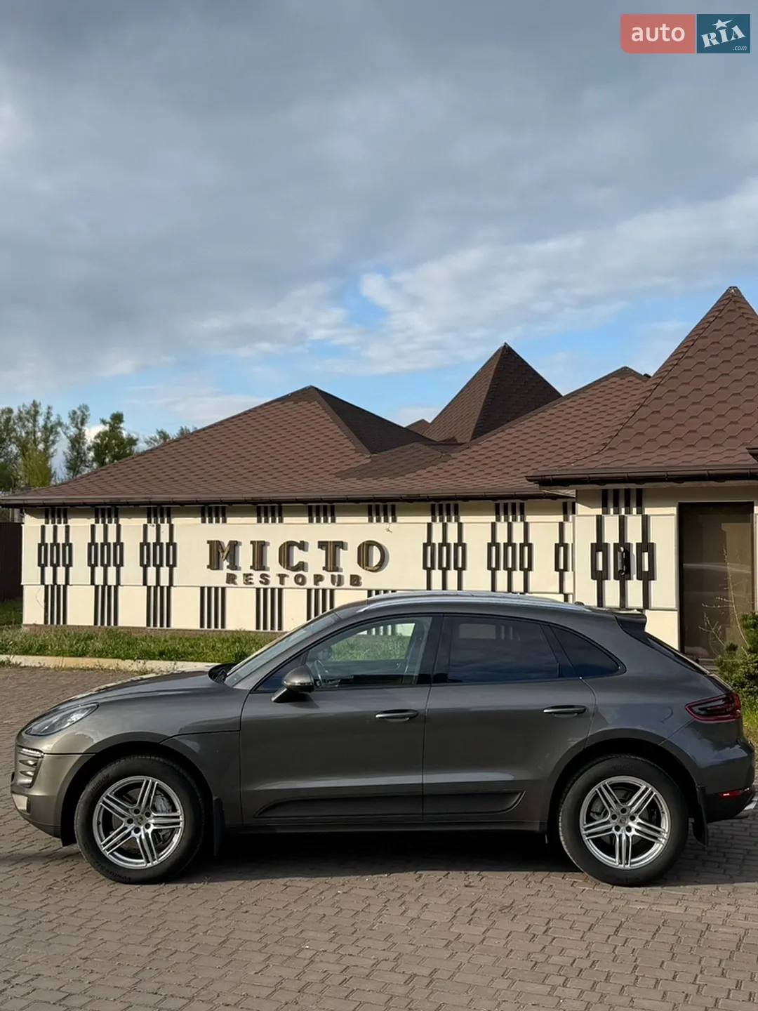 2016 Porsche Macan - мініатюра 4