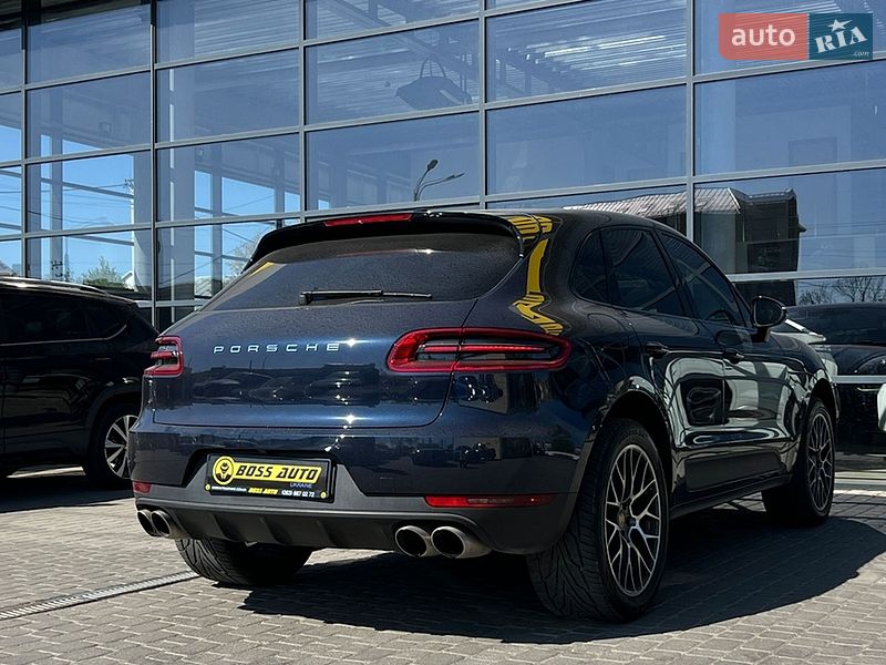 Позашляховик / Кросовер Porsche Macan 2017 в Івано-Франківську