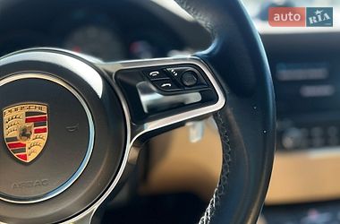 Позашляховик / Кросовер Porsche Macan 2017 в Івано-Франківську