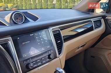 Внедорожник / Кроссовер Porsche Macan 2017 в Бориславе