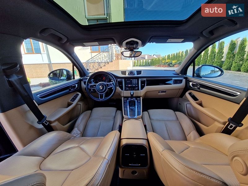 Внедорожник / Кроссовер Porsche Macan 2017 в Бориславе