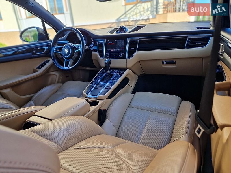 Внедорожник / Кроссовер Porsche Macan 2017 в Бориславе