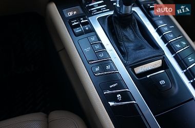 Внедорожник / Кроссовер Porsche Macan 2016 в Одессе