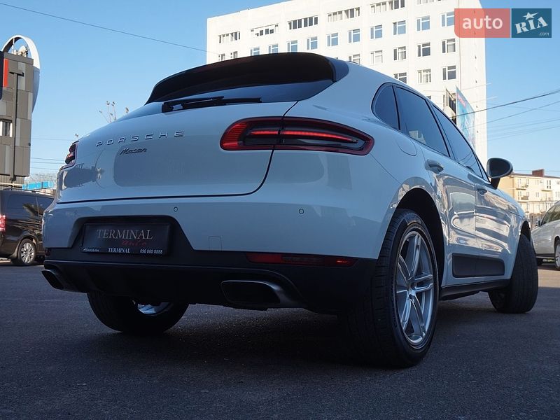 Внедорожник / Кроссовер Porsche Macan 2016 в Одессе