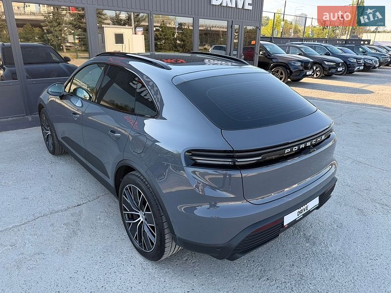 Внедорожник / Кроссовер Porsche Macan 2025 в Киеве