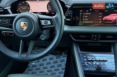Внедорожник / Кроссовер Porsche Macan 2025 в Киеве