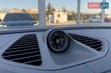 Внедорожник / Кроссовер Porsche Macan 2025 в Киеве