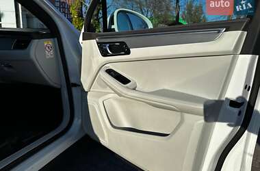 Внедорожник / Кроссовер Porsche Macan 2017 в Одессе