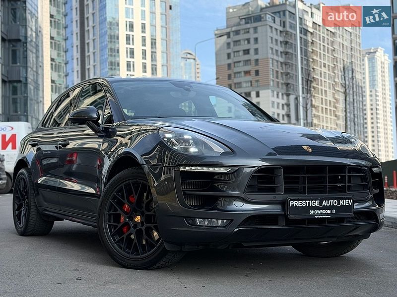 Внедорожник / Кроссовер Porsche Macan 2016 в Киеве