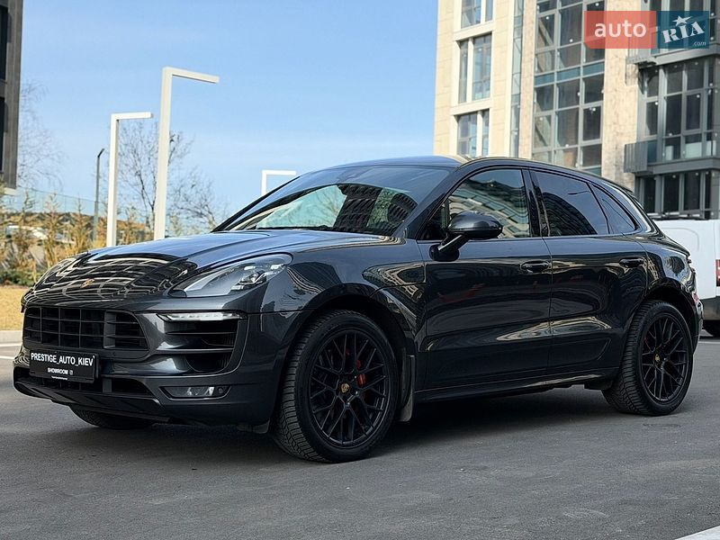 Внедорожник / Кроссовер Porsche Macan 2016 в Киеве