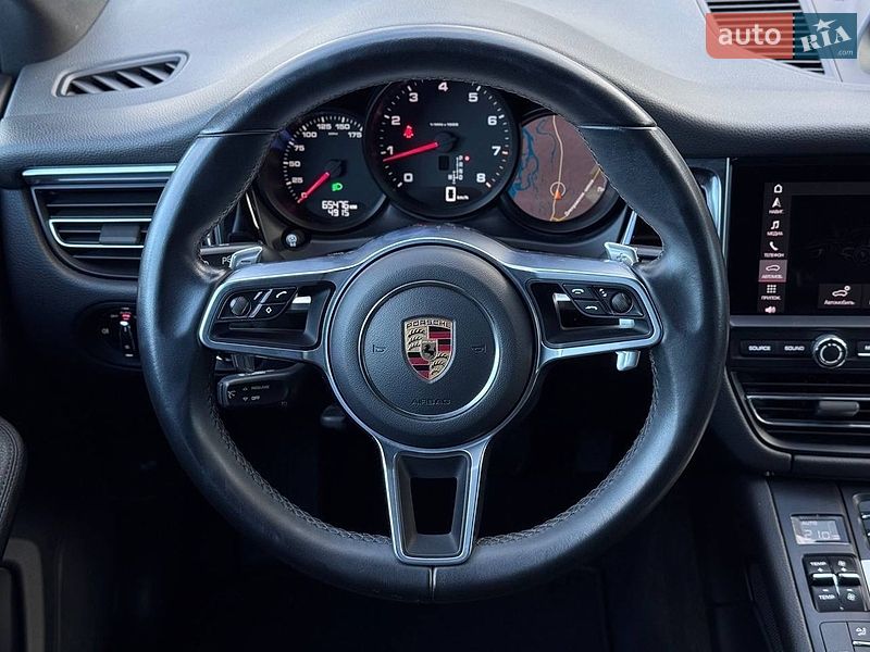 Внедорожник / Кроссовер Porsche Macan 2020 в Киеве