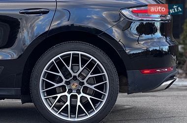 Внедорожник / Кроссовер Porsche Macan 2020 в Киеве