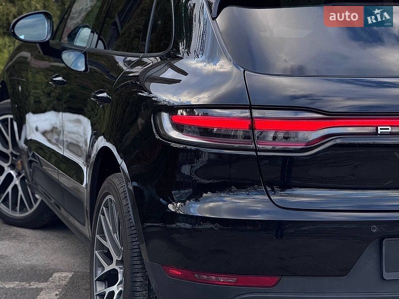 Внедорожник / Кроссовер Porsche Macan 2020 в Киеве