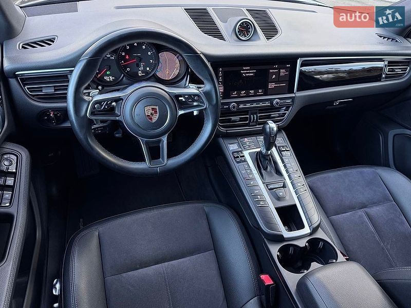 Внедорожник / Кроссовер Porsche Macan 2020 в Киеве