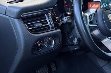 Внедорожник / Кроссовер Porsche Macan 2020 в Киеве