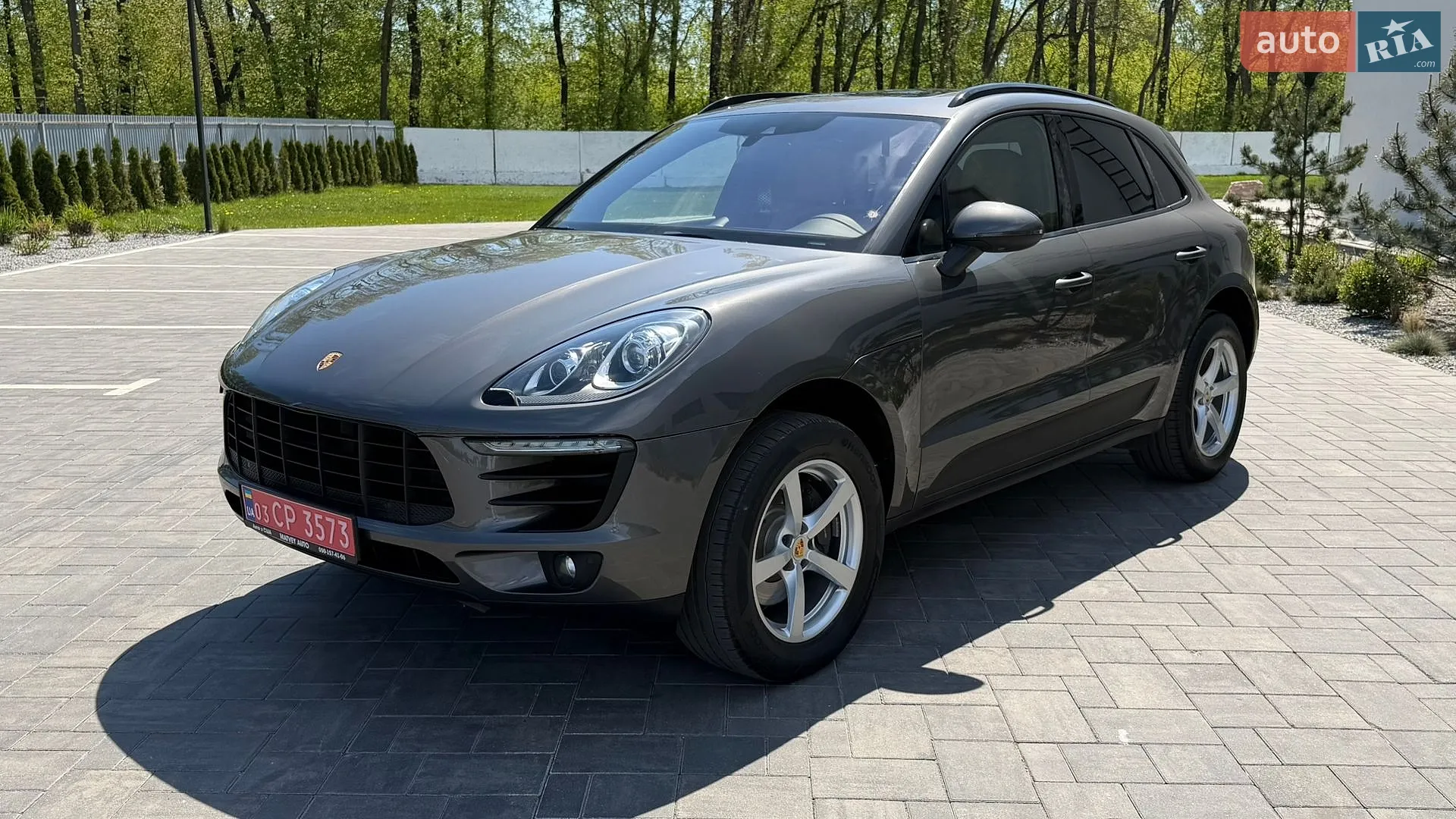 2018 Porsche Macan - мініатюра 2