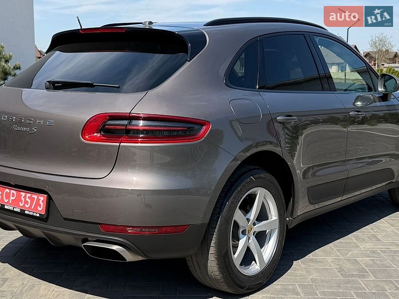Внедорожник / Кроссовер Porsche Macan 2018 в Луцке