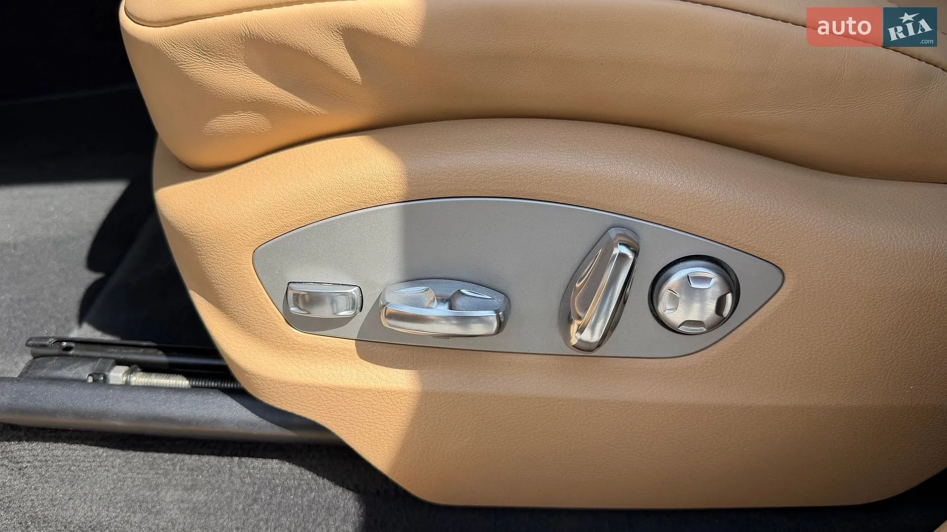 2018 Porsche Macan - мініатюра 41