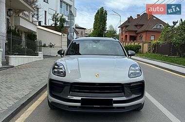 Внедорожник / Кроссовер Porsche Macan 2023 в Киеве